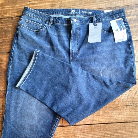 Riders by Lee Denim - LEE Riders New with Tags NWT Midrise capri sz 20